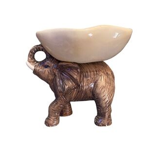 Vigor elephant, bowl on back, candy dish, Africa decor, ceramic, 7 x 5 inches